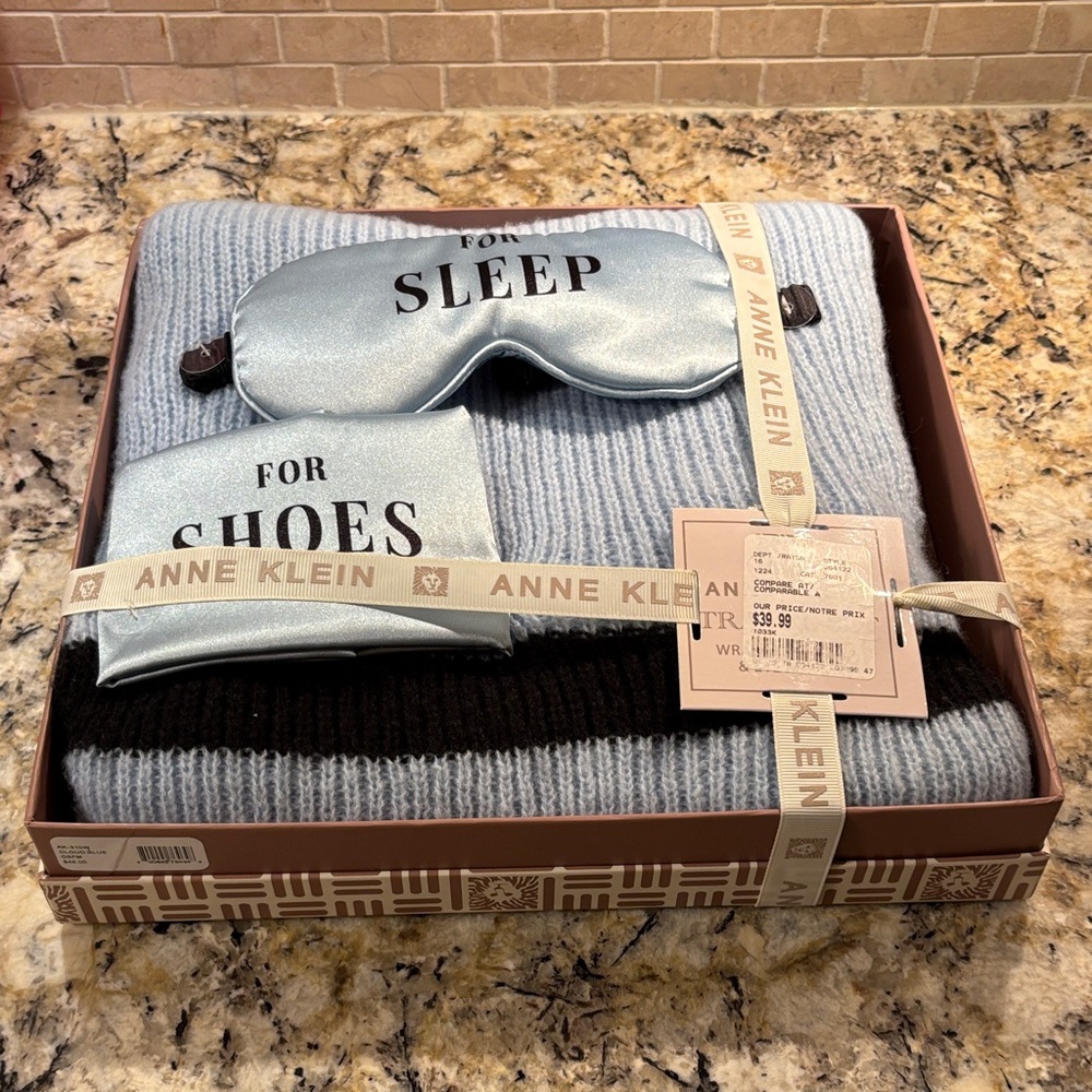 Anne Klein cozy wrap travel set